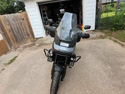 2021 Harley Davidson Pan America Special with the the Ultimate Trekker package. This includes Skid P...