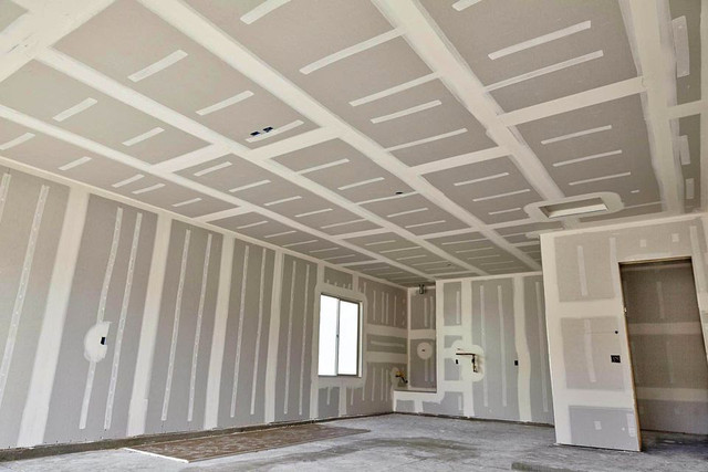 QUALITY AND SKILLED DRYWALLER AND TAPER - Edmonton in Drywall & Stucco Removal in Edmonton - Image 4