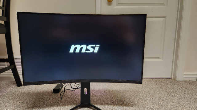 2x 31.5" 144Hz MSI Optix MAG321CQR QHD Curved Gaming Monitor in Monitors in Ottawa