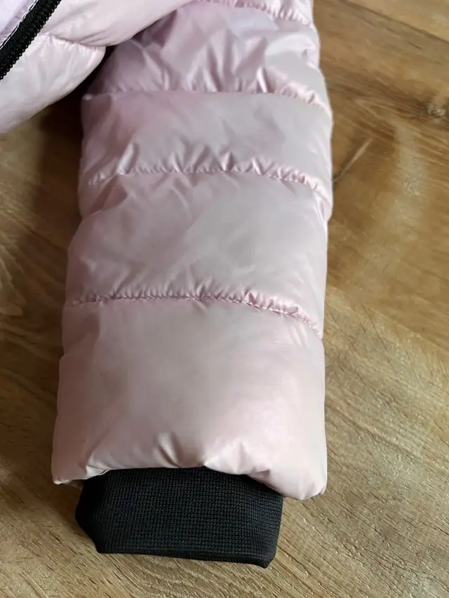 Nike toddler girl puffer winter jacket size 3T Arctic Pink in Clothing - 3T in Oakville / Halton Region - Image 6