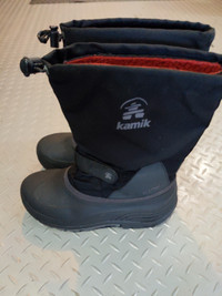 Kamik Youth Unisex Size 6 Waterproof Boots $20 OBO