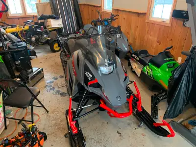 ❄️ Land And Sea Mobile Repair – Snowmobile Service Done Right, Wherever You Are! ❄️ Keep your sled r...