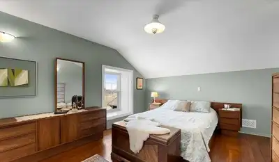 Room Rent Private Washroom and Private Kitchen Please text on 3652981007