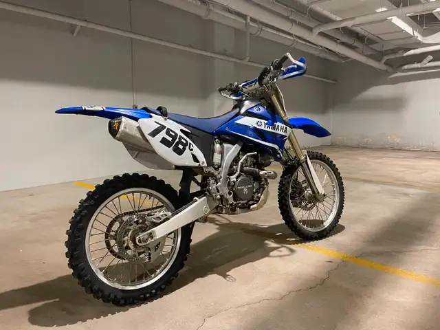 2006 Yamaha YZ250F with Rekluse, big-bore kit & WR transmission in Dirt Bikes & Motocross in Kitchener / Waterloo - Image 3