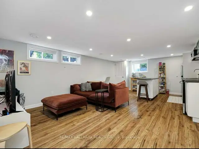 2-Bedroom Basement Suite - Renovated, Private Entrance!633475444971551217