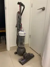 Dyson multi floor slimball vacuum