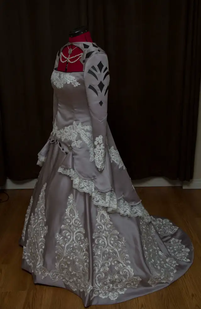 Wedding Dress/Luxury Alterations Available64959960936833122