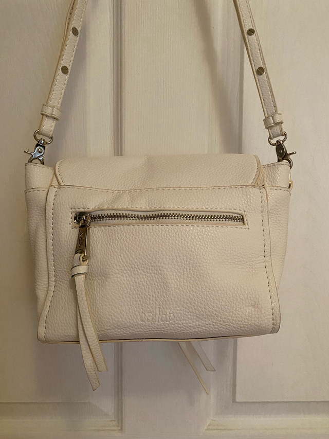 Co-lab white crossbody bag in Women's - Bags & Wallets in City of Toronto - Image 4