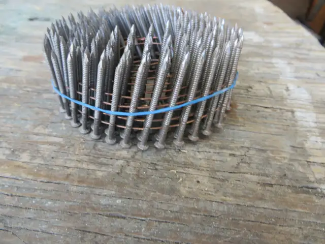 Coiled Nails in Hardware, Nails & Screws in Edmonton - Image 2