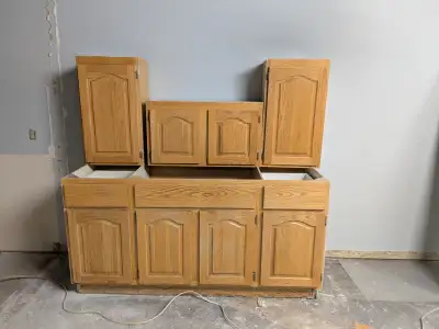 Kitchen cabinets perfect for renovations asking 300 obo