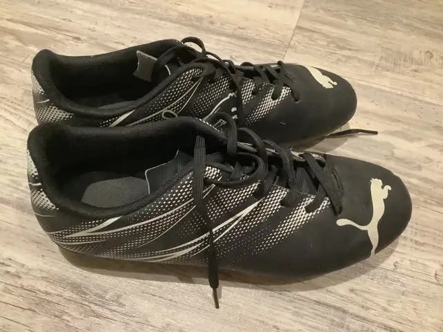 Puma Youth Jr. Attacanto FG/AG Soccer Cleats (Puma Black/Silver in Soccer in Oshawa / Durham Region - Image 2