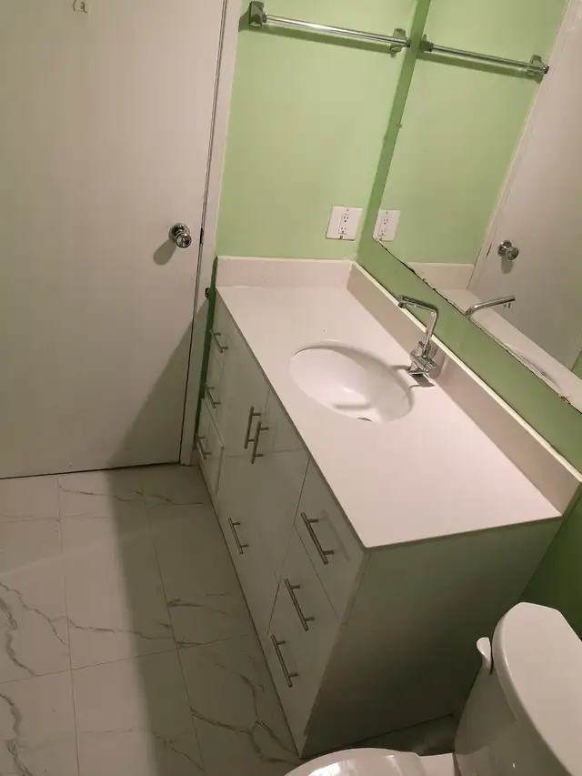 Big room in Brentwood close to downtown (Brentwood) in Room Rentals & Roommates in Burnaby/New Westminster - Image 6