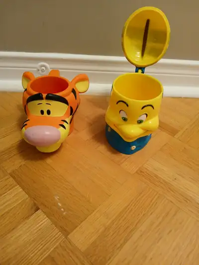 2 collector DISNEY CUPS - TIGGER and FLOUNDER, View more