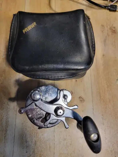 Pflueger Rocket No. 1375 Vintage Level Wind Bait Casting Fishing, View more