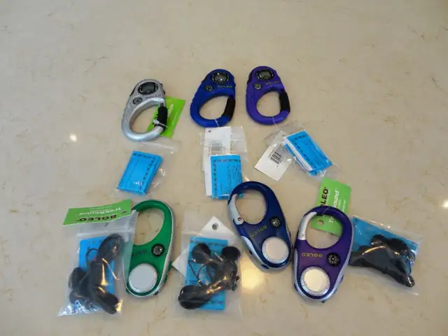 New Boleo Carabiner Trek Watches and Trek Sound FM Radio's in General Electronics in Kitchener / Waterloo - Image 2