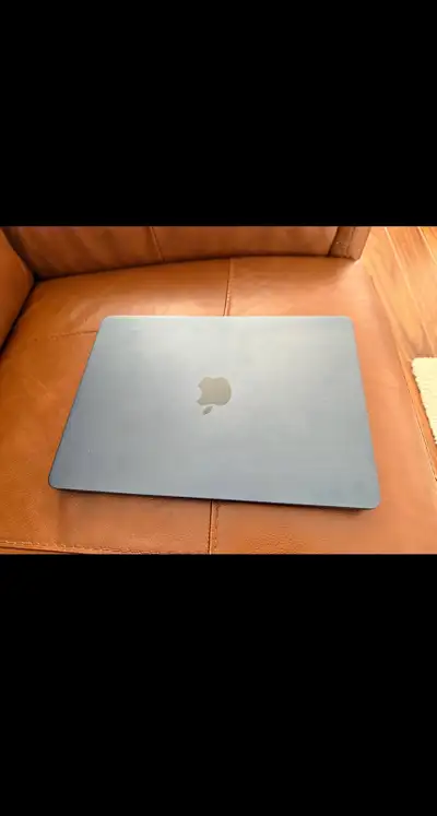 MacBook Air m2 2022, View more
