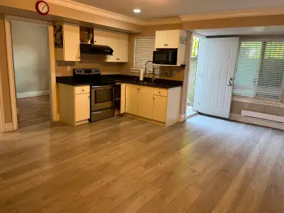 2 B/R 1 Bath spacious, clean Basement suite, stainless steel appliances, near transit, rent 1700 per...