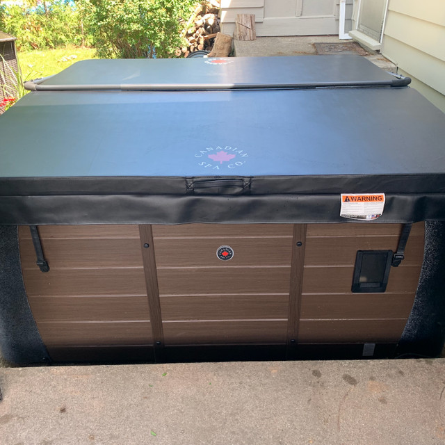7ft, 46-jet Restored Hot Tub - Erie SE in Hot Tubs & Pools in Dartmouth - Image 4