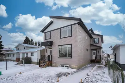 Welcome to this beautiful and well-maintained 3-bedroom, 2.5-bathroom half duplex located in the des...