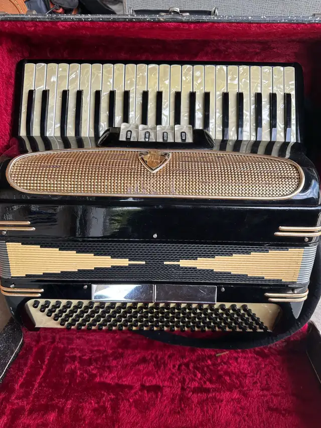 Bellini accordion made in Italy