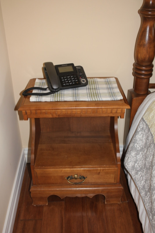 Nadeau and Nadeau bedroom set in Other in Moncton - Image 3