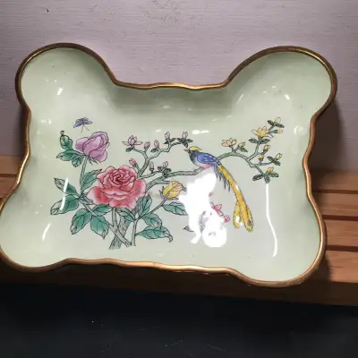 Gorgeous Antique CHINESE Hand-Painted Enameled Plate, View more