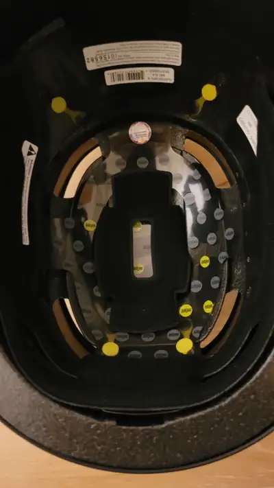 Giro quarter mips helmet (new), View more