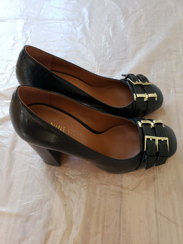 Nine West Block Heel Pumps in Black in Women's - Shoes in Markham / York Region - Image 2