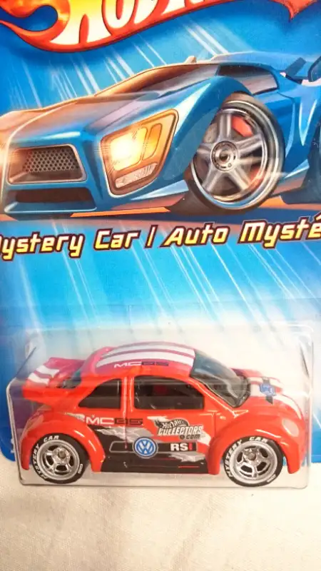 HOT WHEELS VOLKSWAGEN BEETLE CUP W/RR 2005 MYSTERY CAR DIECAST in Arts & Collectibles in Mississauga / Peel Region - Image 4