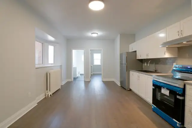 FOR LEASE! - 202 Major Street #Main