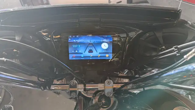 2014 Triumph Rocket III Touring in Touring in City of Toronto - Image 9