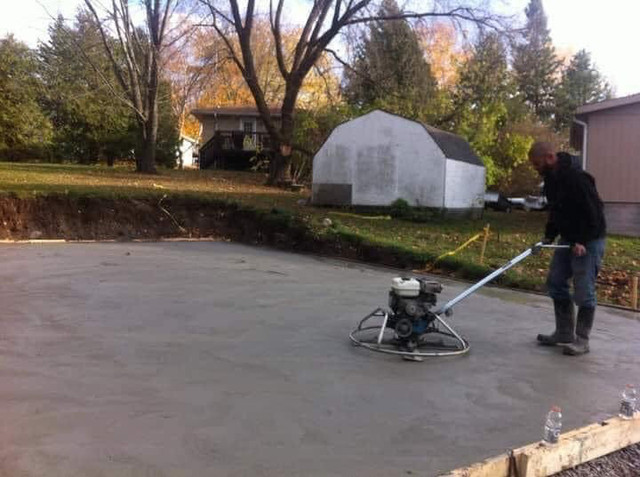 Concrete finisher for hire  in Construction & Trades in Kawartha Lakes - Image 4
