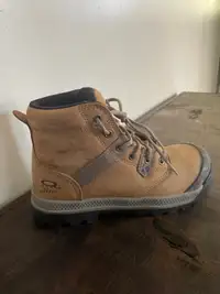 Dakota work boots  size 7.5