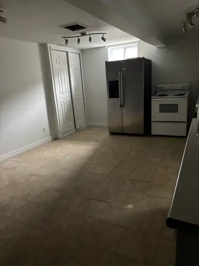 One bedroom apartment on beautiful quiet Street