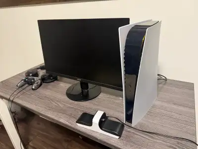 1 TB ps5 console, comes with 2 controllers, controller dock charger, 1920x1080p Acer monitor