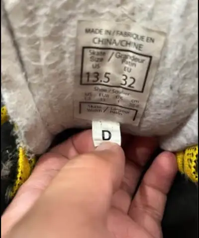 Goalie skates 13.5 CCM, View more