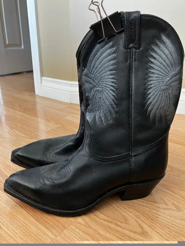 BOULET BOOTS Vtg. Western #9506 - Feather Head Size 10 Brand New in Men's Shoes in Edmonton - Image 7
