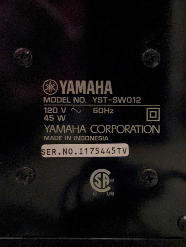Yamaha YST-SW012 Subwoofer in Speakers in City of Toronto - Image 3