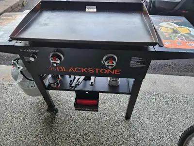 Blackstone 28 inch Griddle, View more