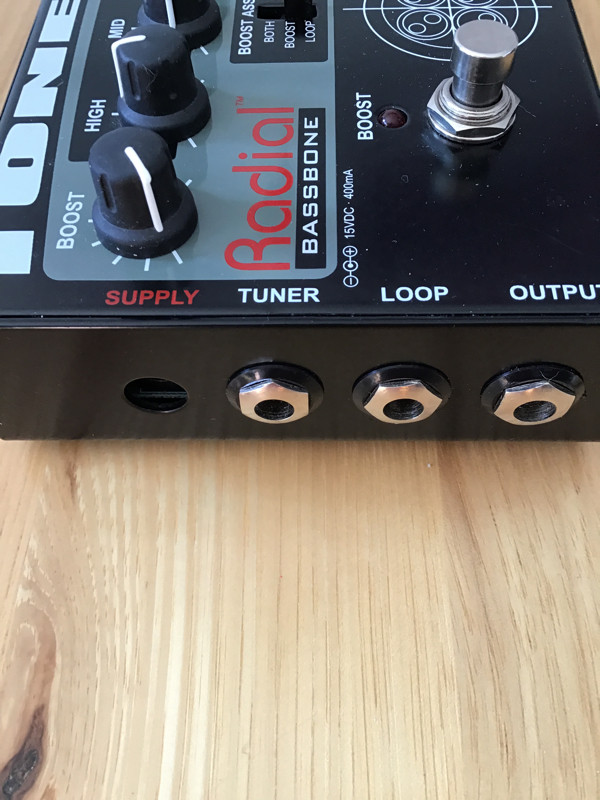 Radial Tonebone Bassbone pedal in Amplificateurs et pédales  à Edmundston - Image 3
