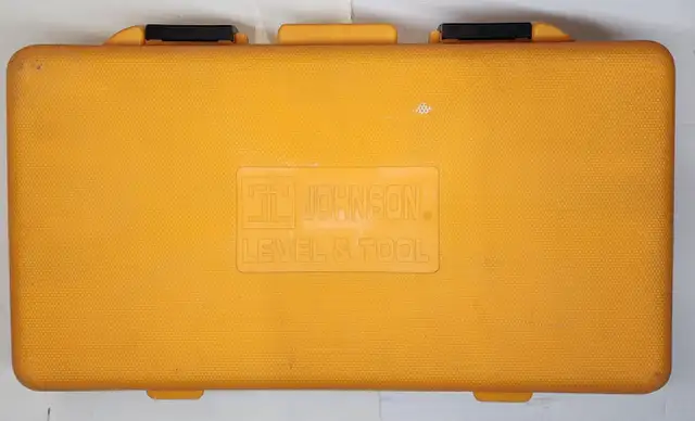 Johnson Level & Tool Laser Level w/ Tripod 9100/40-0909 in Hand Tools in Windsor Region - Image 3