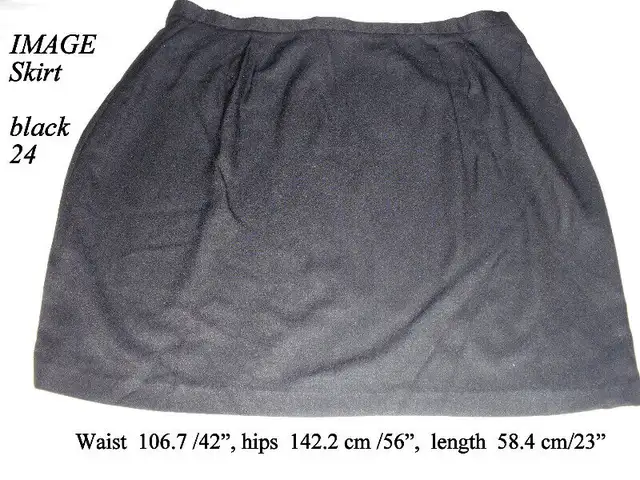 4 Skirts 22 & 24 ( 3X & 4X) Cotton Ginny & Image, $10 ea in Women's - Bottoms in City of Toronto - Image 7