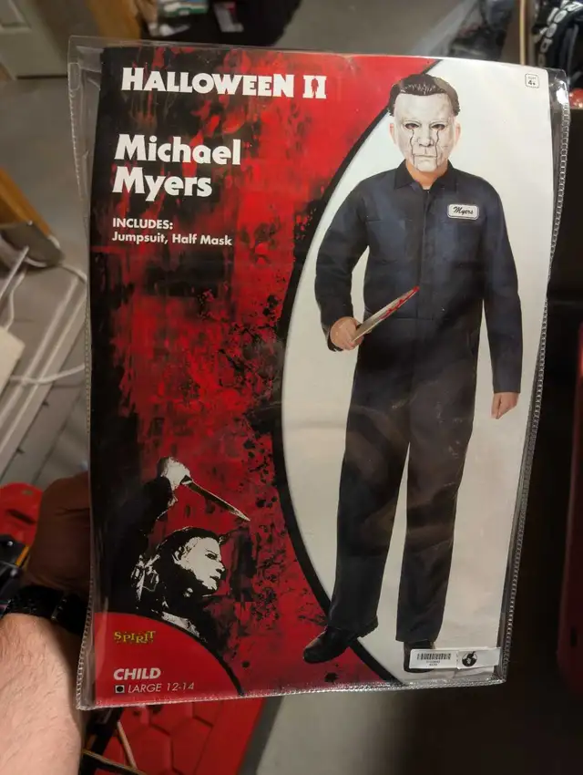 Michael Myers Halloween II Costume - Child Large (12-14) in Costumes in Kitchener / Waterloo - Image 2