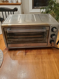 Hamilton Beach 6-slice Toaster Oven w/ Air Fryer (used)