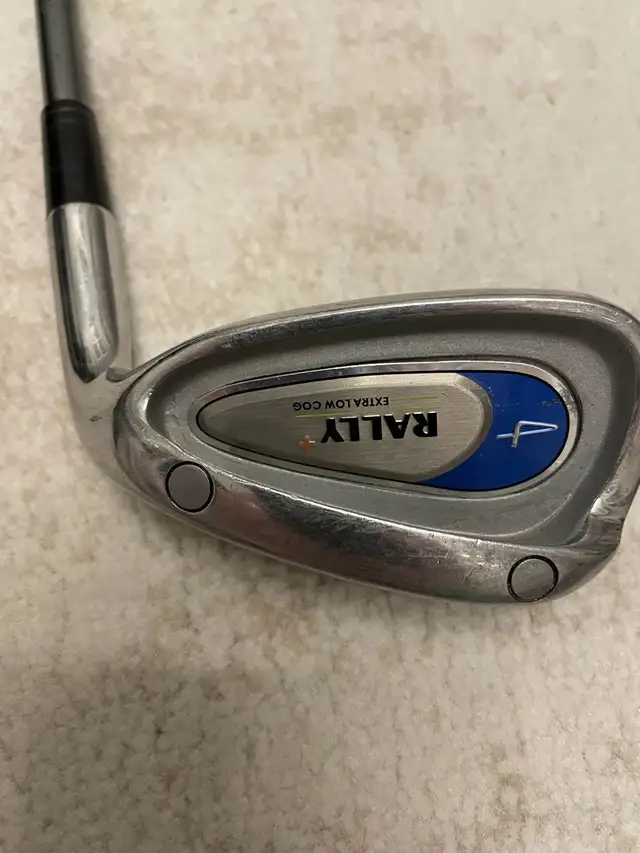 Jazz Rally 9 iron right handed in Golf in Oakville / Halton Region - Image 2