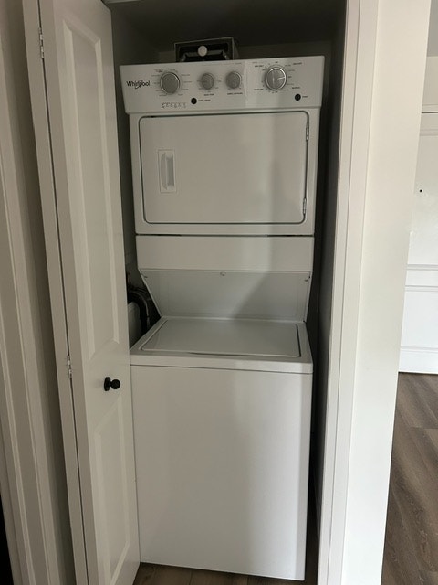 Large, bright 1BR Unit with Upgraded Features - Secure Bldg 5