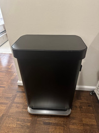 Simple human garbage can 55L