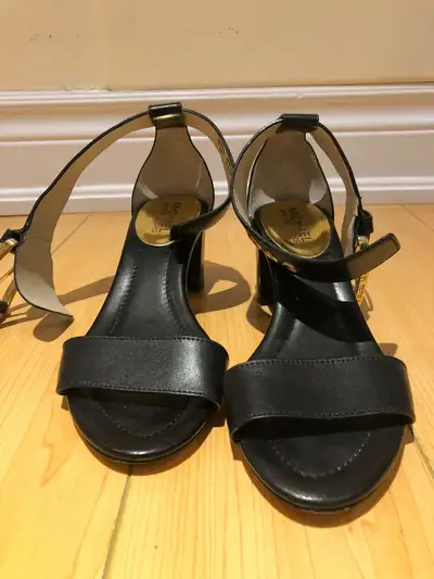 Michael Kors sandals size 6, View more