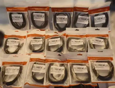 Selling multiple USB5 / Thunderbolt 5 certified high-performance cables, ideal for next-generation l...