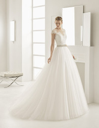 New "Olvera" Wedding Dress by Rosa Clara Two
